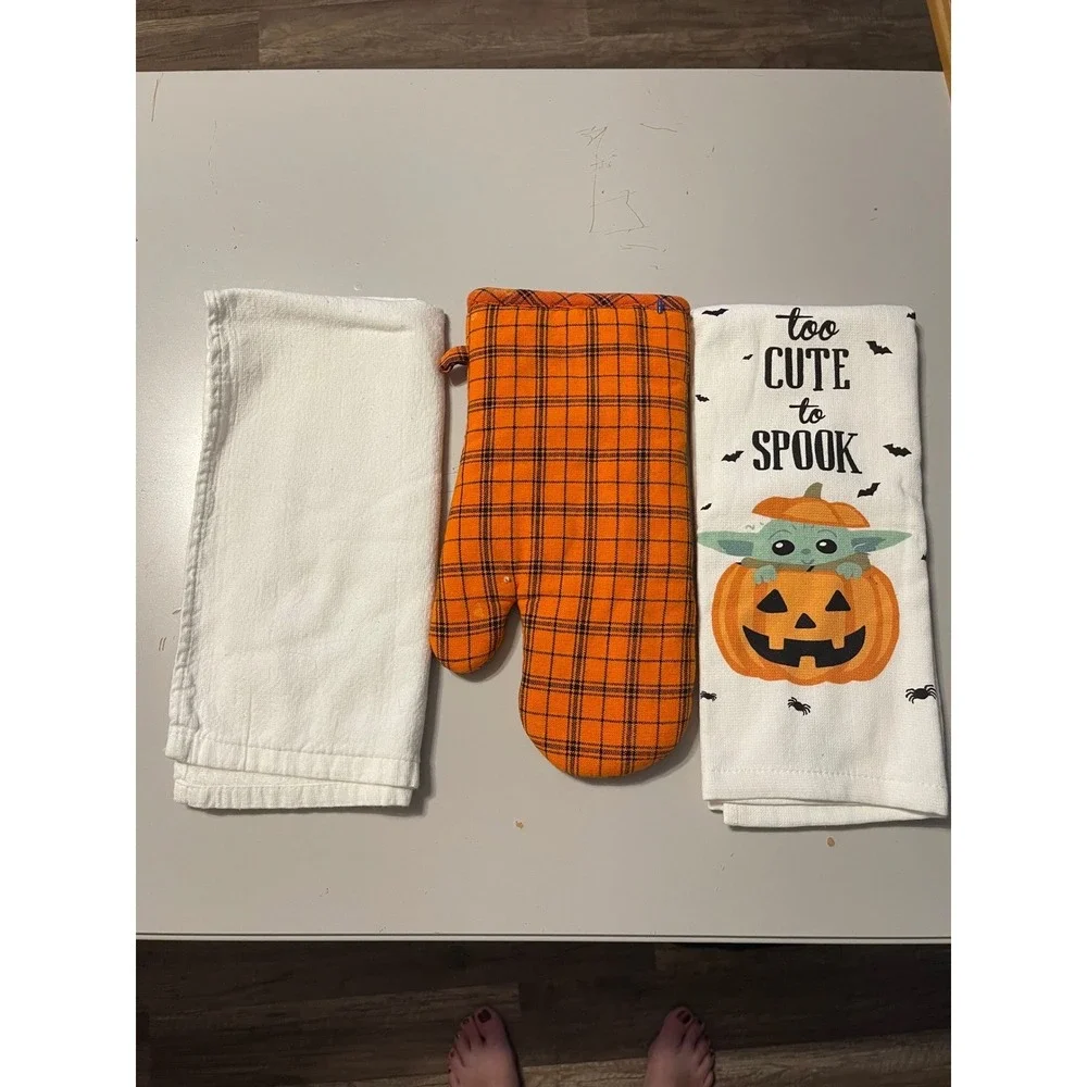 Halloween Kitchen Towel & Oven Mitt Set OS Orange Black Excellent Cat